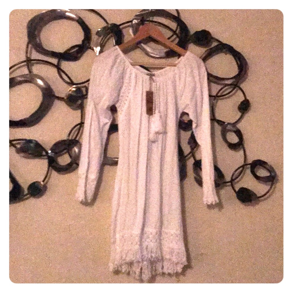 White beach dress or coverup